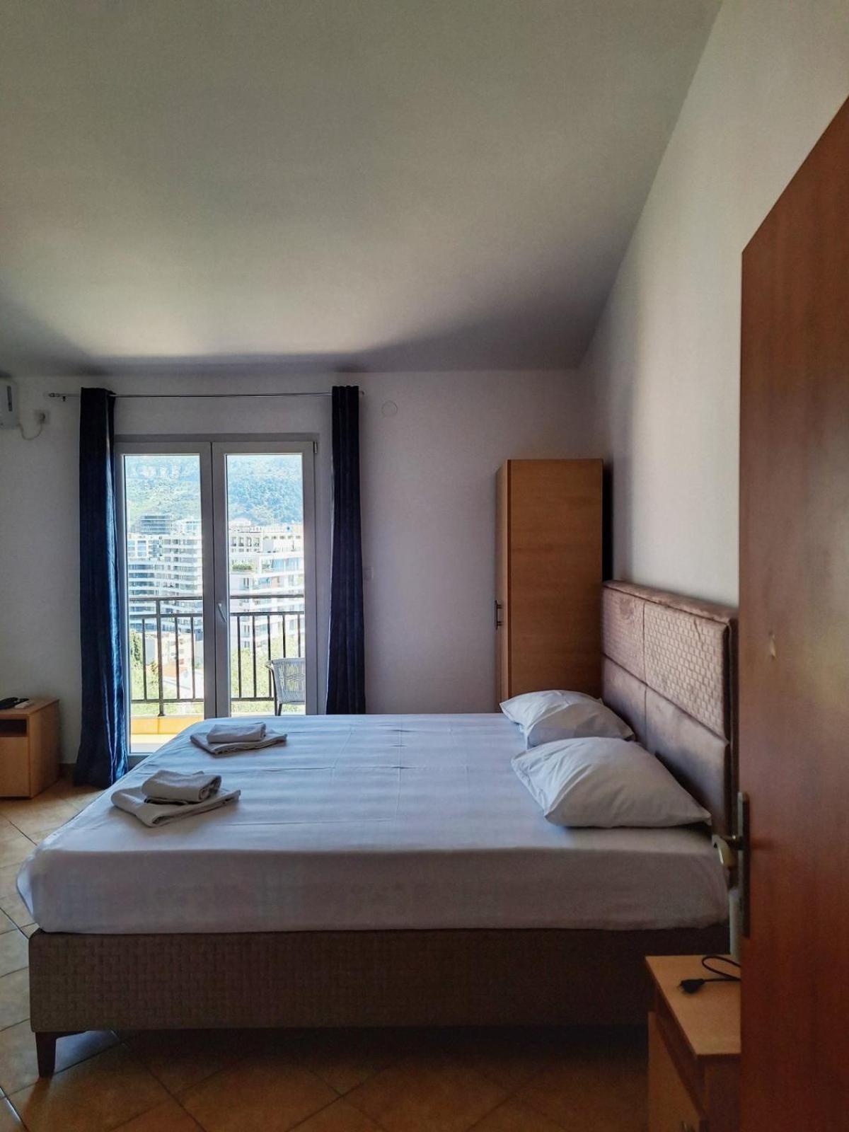 Apartmani Cupic Budva Luaran gambar